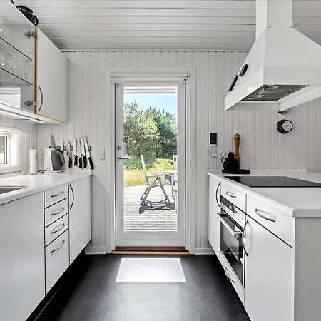 0141-romo-umanaksvej-6 Holiday home *