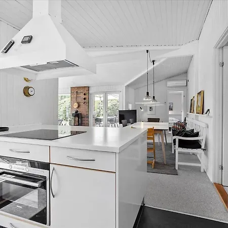 0141-romo-umanaksvej-6 Holiday home *