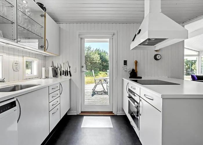 0141-romo-umanaksvej-6 Holiday home *